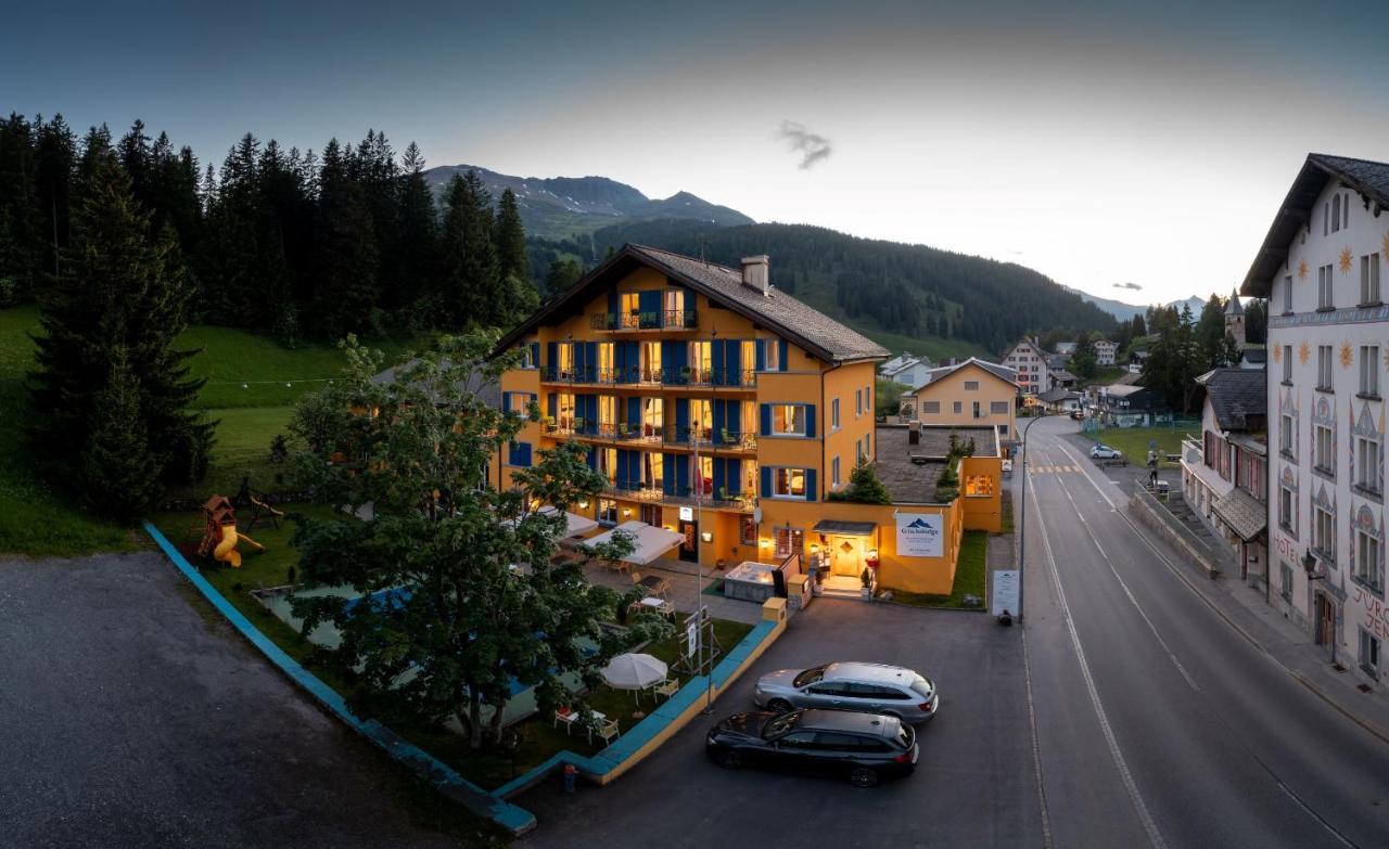 Grischalodge Das Hotel Mit Bergblick Seit 1929 - Schlicht, Preiswert Und Mit Einem Touch Nostalgie Hotel Parpan