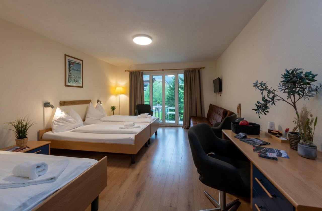 Grischalodge Das Hotel Mit Bergblick Seit 1929 - Schlicht, Preiswert Und Mit Einem Touch Nostalgie * Parpan